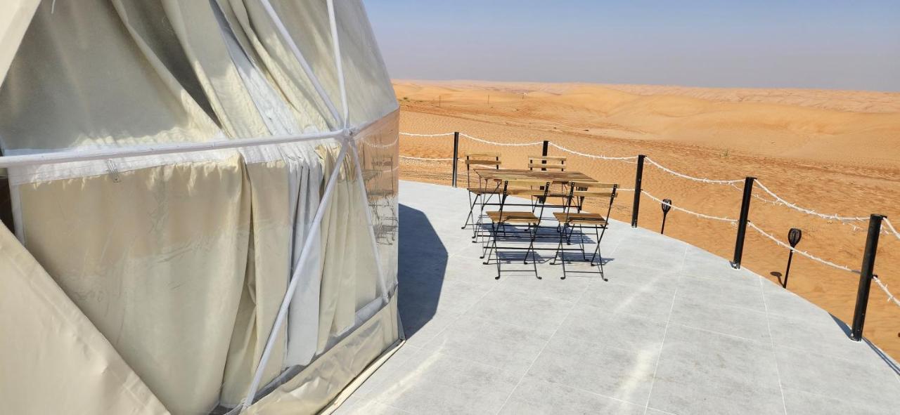 Starry Domes Desert Camp Badīyah Exteriör bild