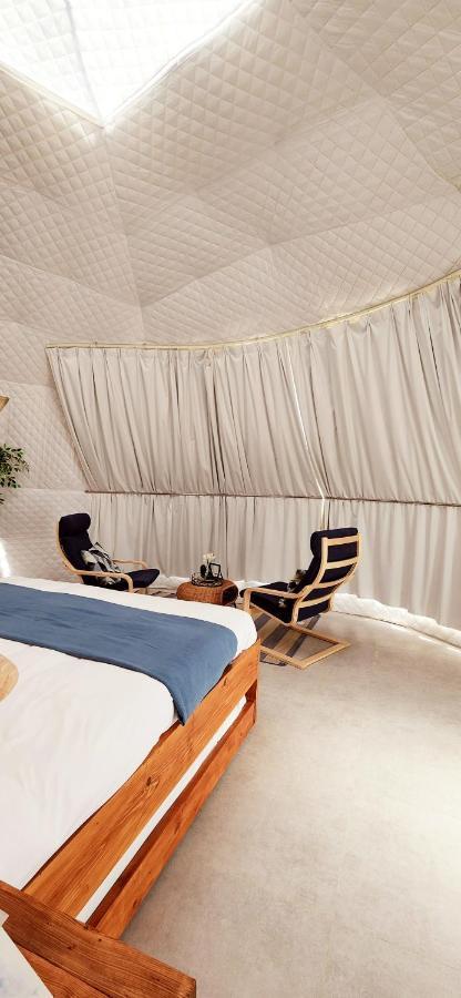 Starry Domes Desert Camp Badīyah Exteriör bild