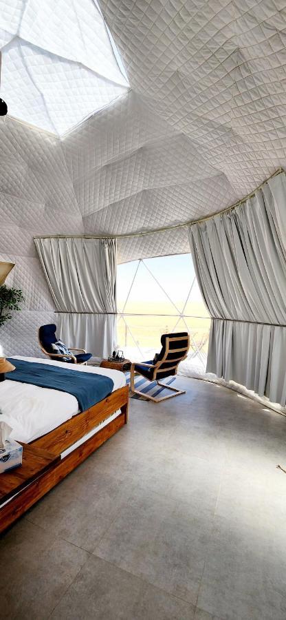 Starry Domes Desert Camp Badīyah Exteriör bild