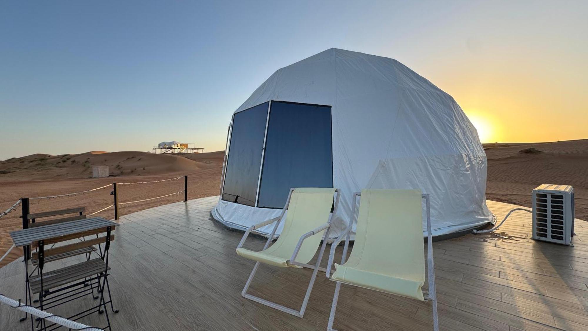 Starry Domes Desert Camp Badīyah Exteriör bild